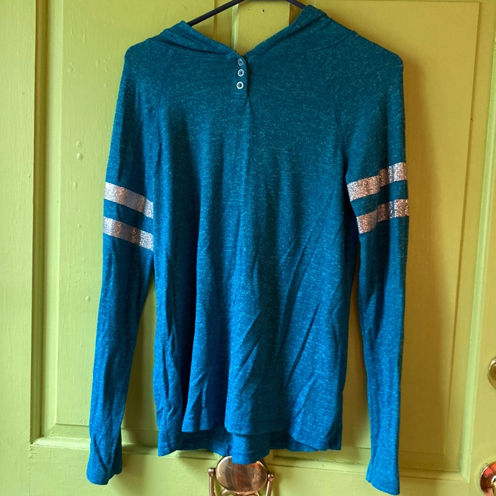 Long sleeve shirt with a good